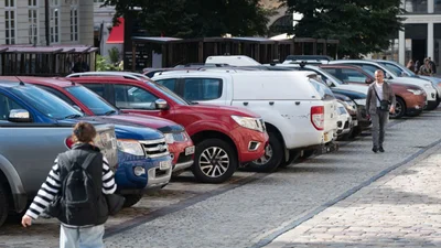 Британцы привели ло Льва и передали для ВСУ очередной автокараван - Auto24