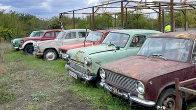 Ретроколекія у Підгородньому: радянські авто, збережені часом - Auto24