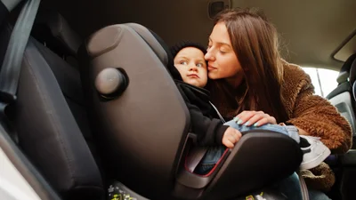 Родители с детьми получат специальные парковочные места для удобной парковки своих автомобилей
