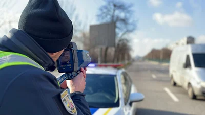 Суд дозволив тримати TruCam у руках - Auto24