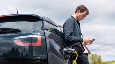 Электромобили в Украине 2025: импорт, перепродажи и рекордный декабрь - Auto24