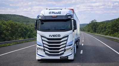 Безпілотні тягачі Iveco виходять на дороги Іспанії з водіями - Auto24