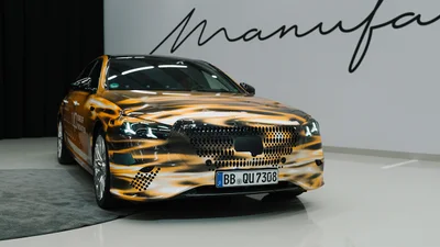 Глава Mercedes-Benz показал новый S-Class перед мировой премьерой - Auto24