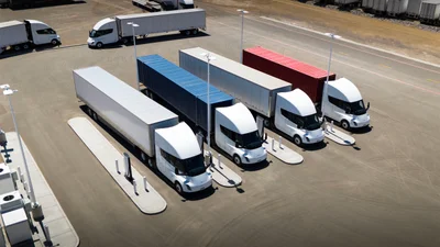 Tesla сделала "ход конем" для продвижения Semi на рынке - Auto24