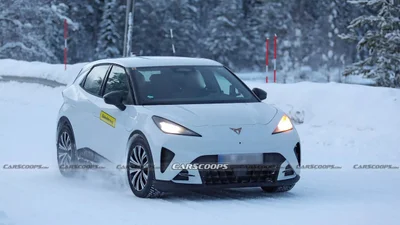Найменший електромобіль Cupra Raval помітили на тестах без камуфляжу