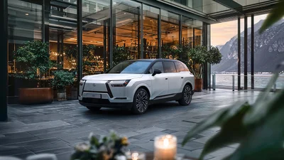 Представлено Lexus TZ: преміальний шестимісний електрокросовер майбутнього