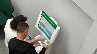 Кого обслуговують без черги у сервісних центрах МВС