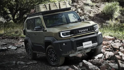 Аксесуари Toyota Land Cruiser FJ: як ціна зростає до рівня LC300