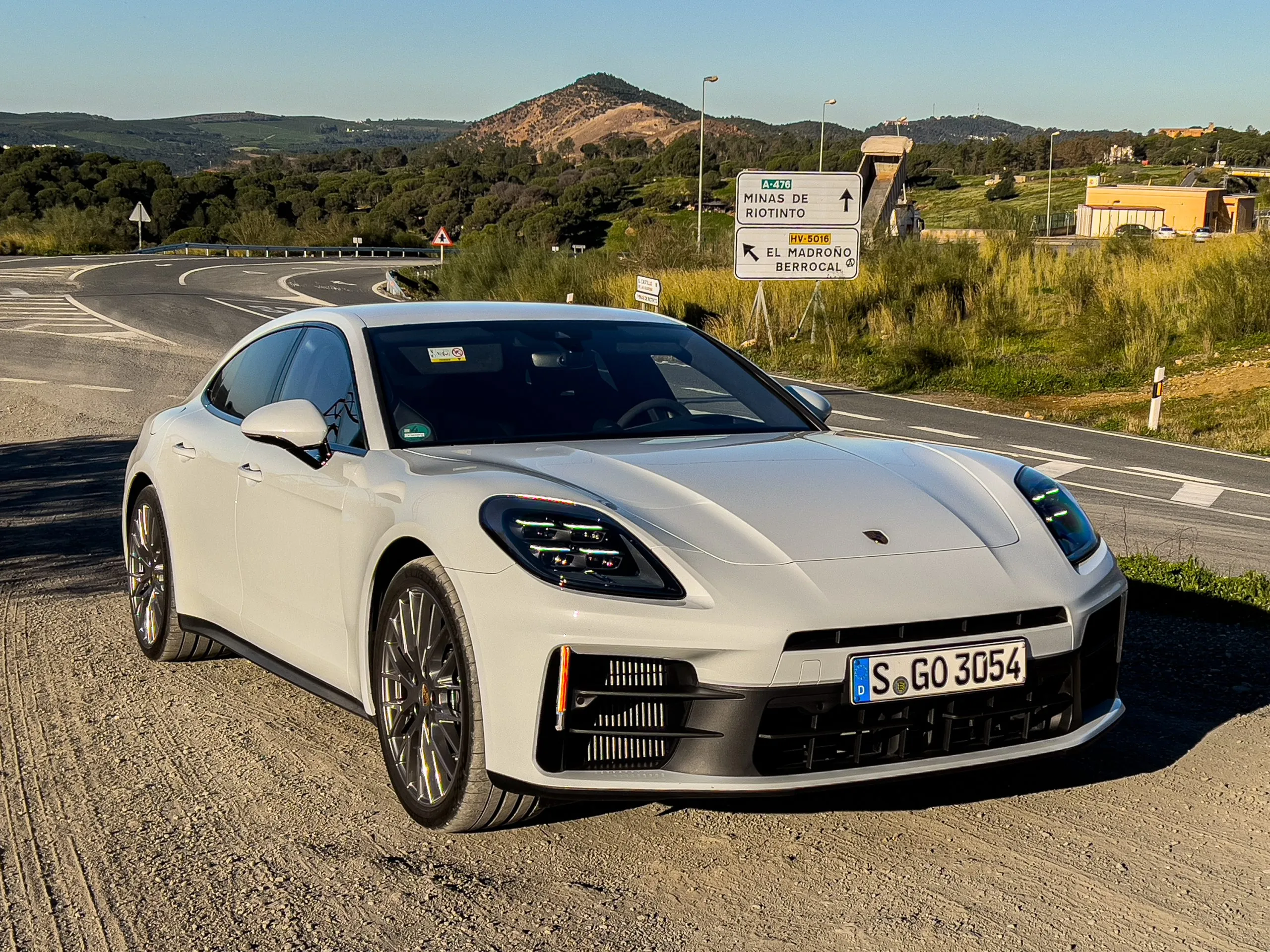 Як поїздити на Porsche заплативши лише за пальне і то частково