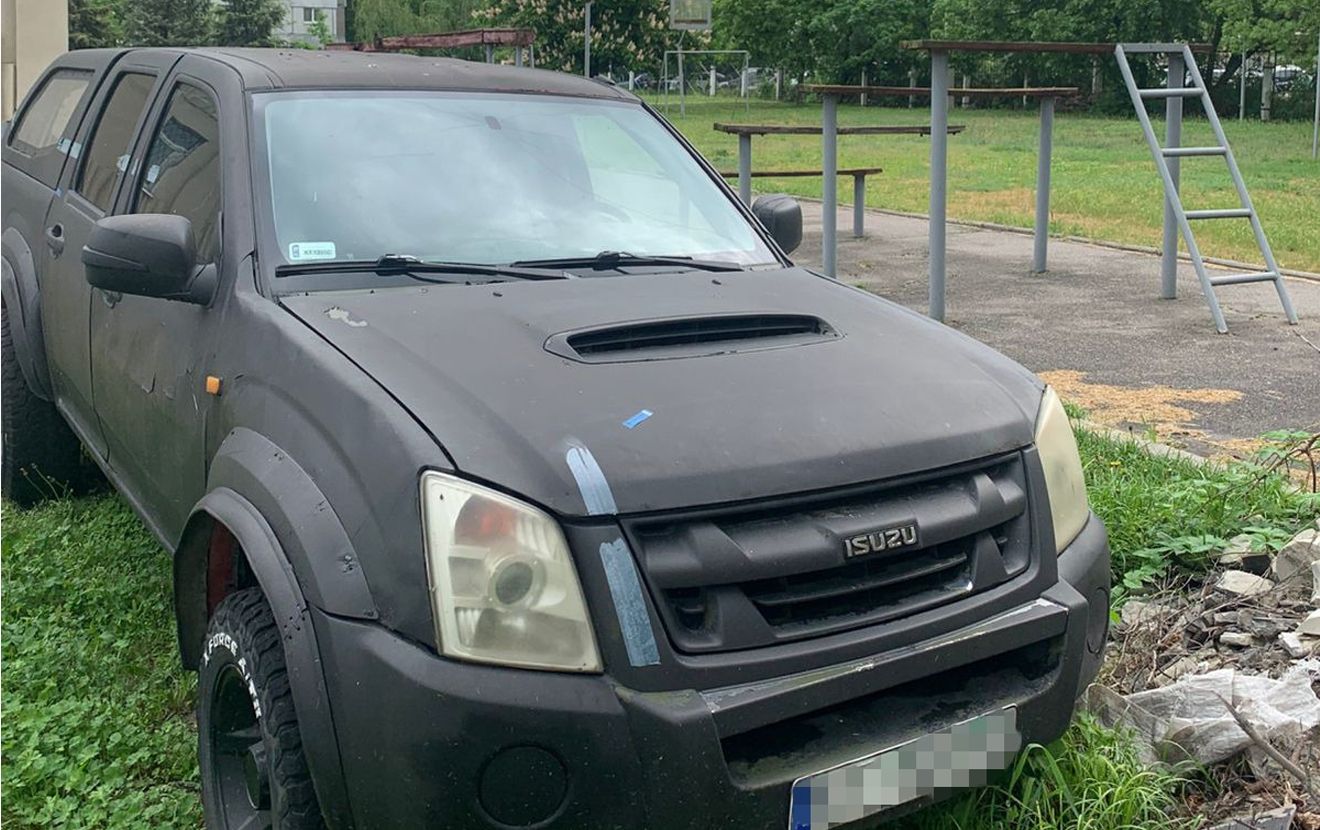 Чинний військовий продав авто військової частини за 60 тисяч гривень і зник