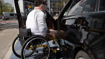 Керування авто після протезування: алгоритм дій для обміну посвідчення водія