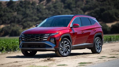 Популярний кросовер Hyundai Tucson Hybrid отримав нову дешеву версію
