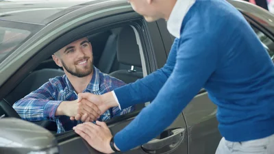Автомобиль по доверенности: что нужно знать