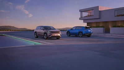 Дебютував семимісний електрокросовер Škoda Peaq: запас ходу, характеристики, ціна