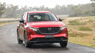 Нова Mazda CX-5 викликала ажіотаж: 10 000 замовлень за перший місяць