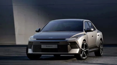 Hyundai Elantra сменила поколение: характеристики и дизайн нового седана