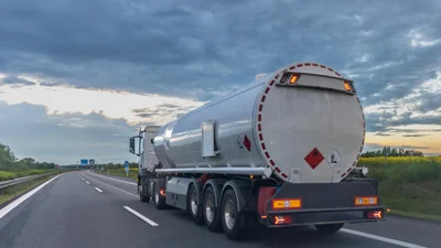 Продаж пального прямо з беновоза може бути запроваджена у прифронтових регіонах
