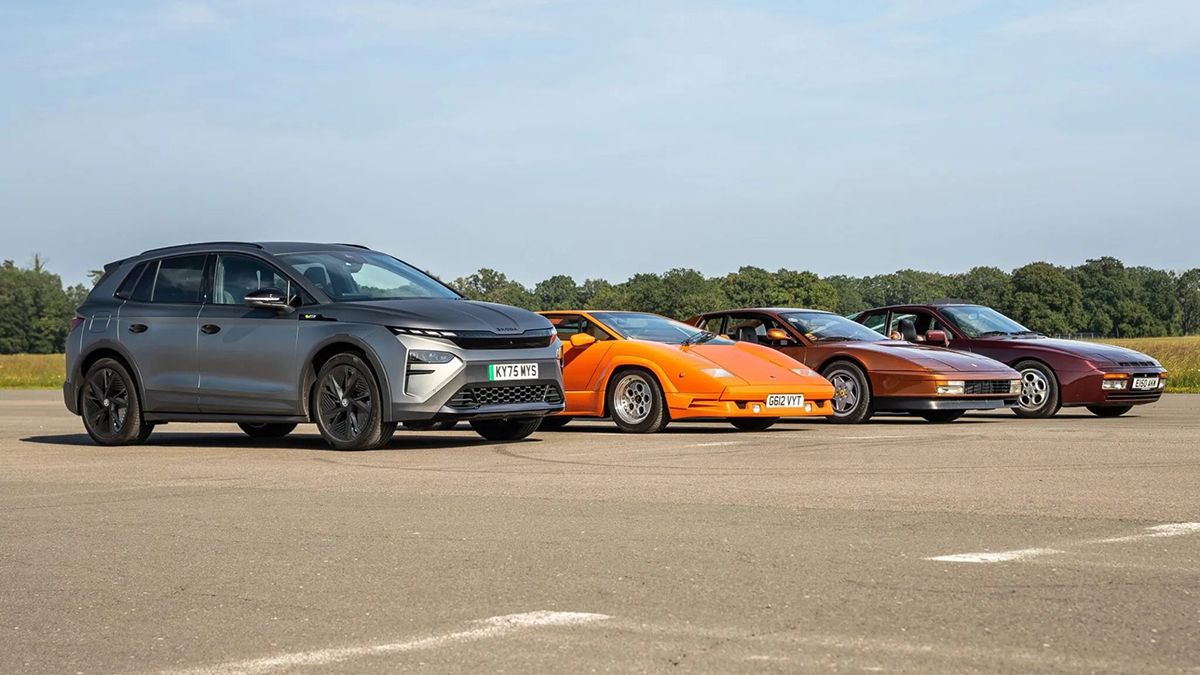 Електрокросовер ŠkodaElroq vRS обігнав суперкари Ferrari та Lamborghini: відео