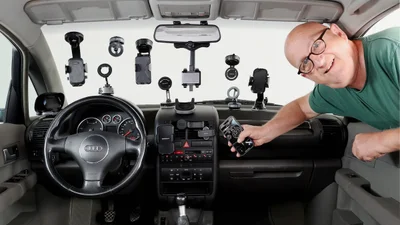 Найкращі тримачі для телефона в авто: тест Auto Bild