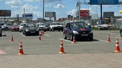 Скільки коштує отримати водійські права у 2026 році та за який час їх можна окупити