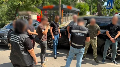 Посадовець з Одеського ТЦК попався на гарячому. але не з грошима: "сприяння" обіцяв за талони на соляркуотівки брав талони на солярку