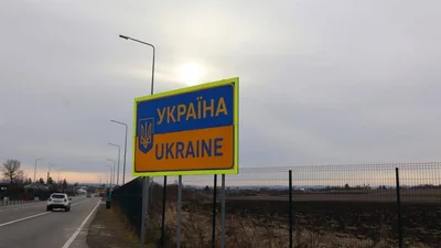 У МВС попередили про нову шахрайську схему з документами на виїзд з країни