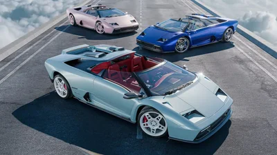 Dідкритий рестомод Lamborghini Diablo: фото