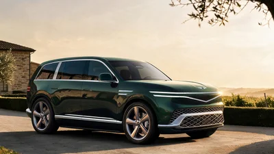 Genesis представила новий електричний флагманський кросовер GV90