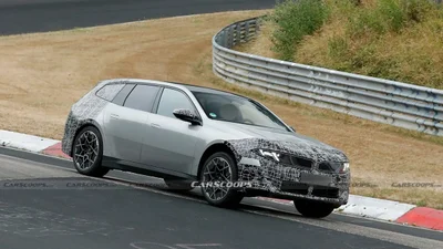 BMW випробуває новий електричний універсал i3 Touring: фото