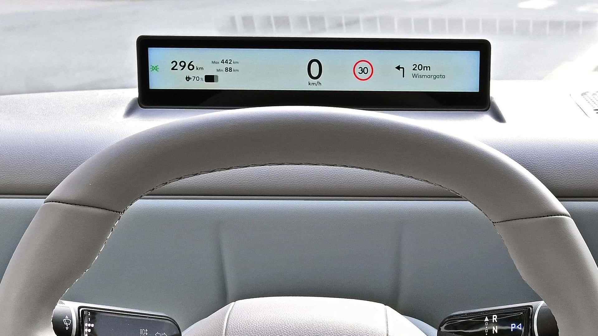 Hyundai прибрала панель приладів у базових Elantra та Ioniq 3: деталі