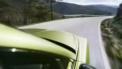 Перший електромобіль Bentley вражає динамікою