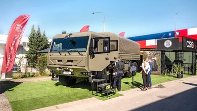 Tatra Trucks дебютувала у Польщі з вантажівкою Force 8х8 і дворядною кабіною