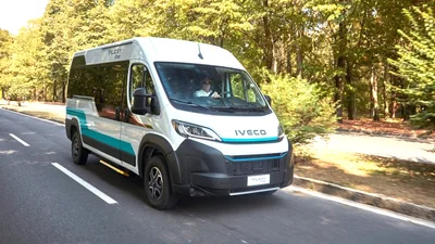 Нові електробуси Iveco Bus eFLEXY: опис, фото, відео