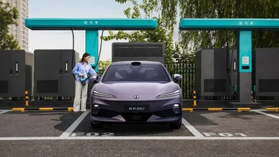 BYD в 2027 году представит электромобиль с твердотельной батареей