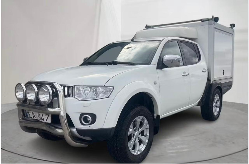 Mitsubishi L200 для підрозділу ФЕНІКС