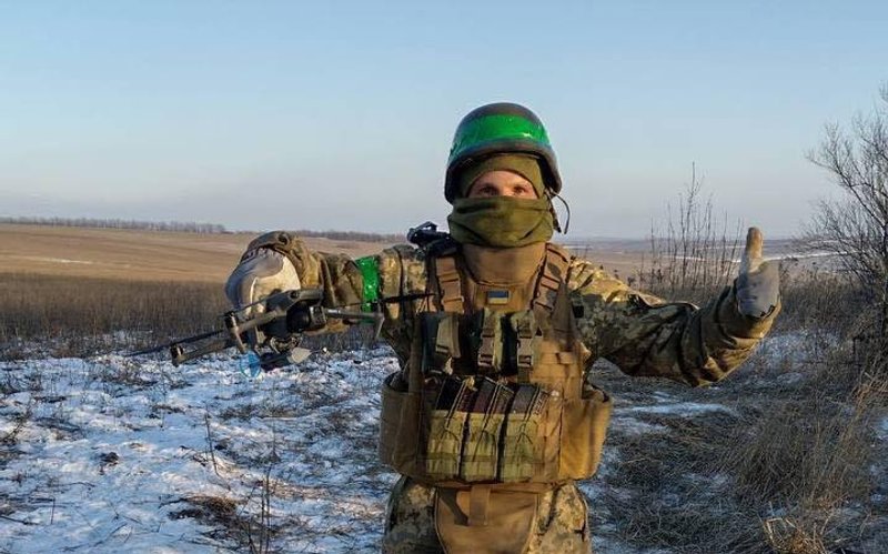 Дрон для аерозвідки на Бахмутському напрямку