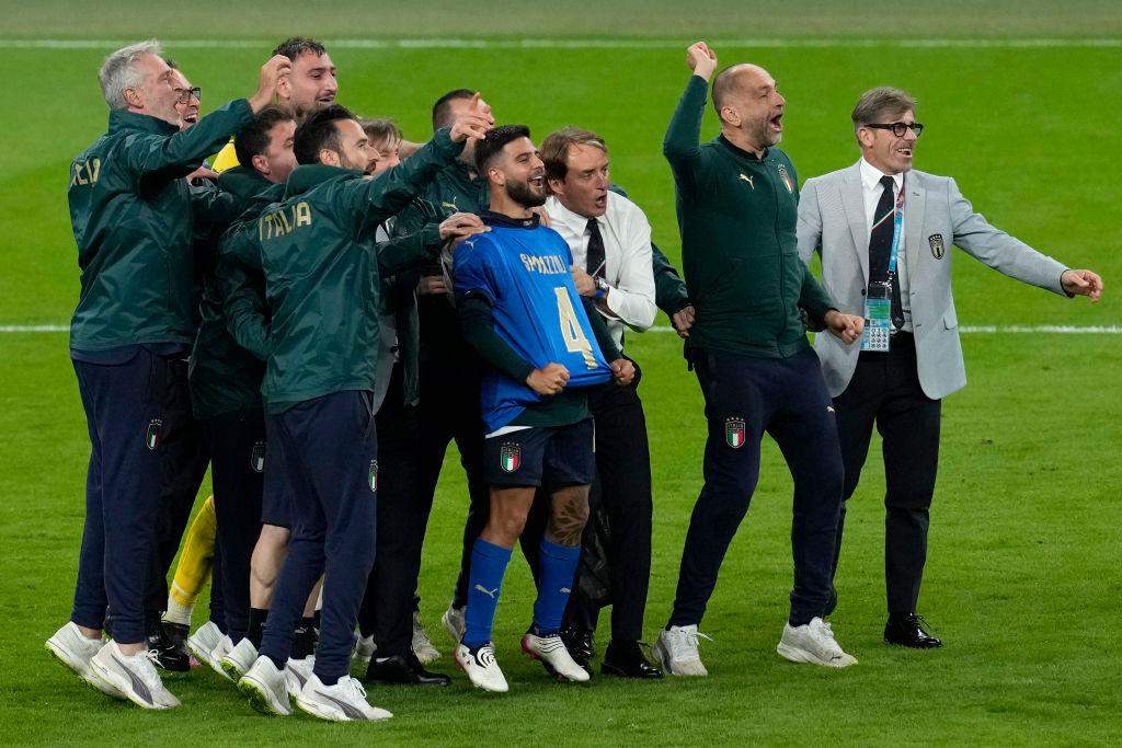 Italia dedicó la victoria sobre España a la lesionada Spinazzola – foto