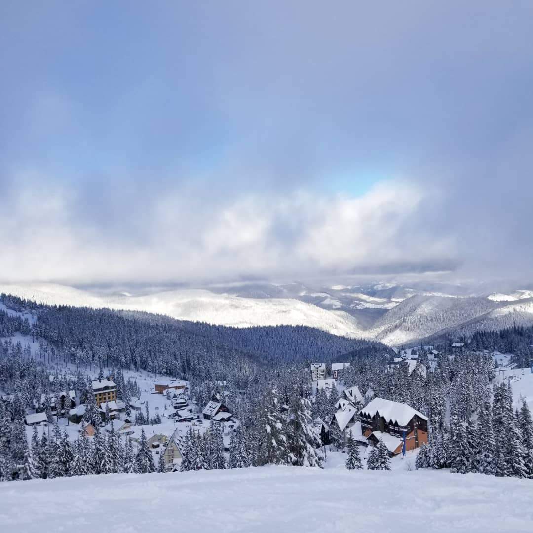 П'ять найкращих гірськолижних курортів Карпат, які сподобаються новачкам та профі ФОТО