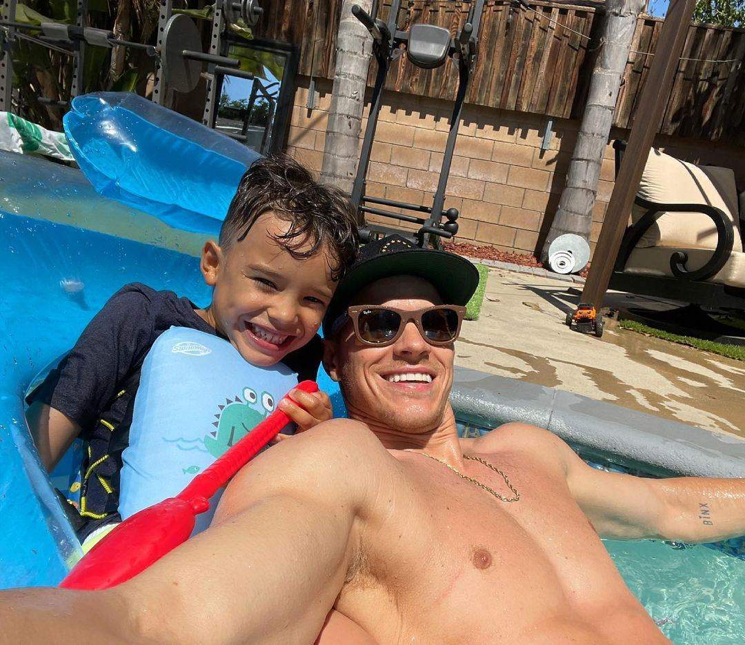 Син НАї Рівери