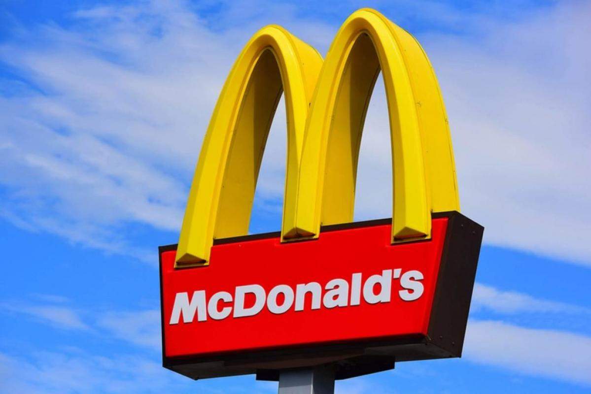McDonald's вийшов з Росії, санкції проти РФ, війна Росії з Україною
