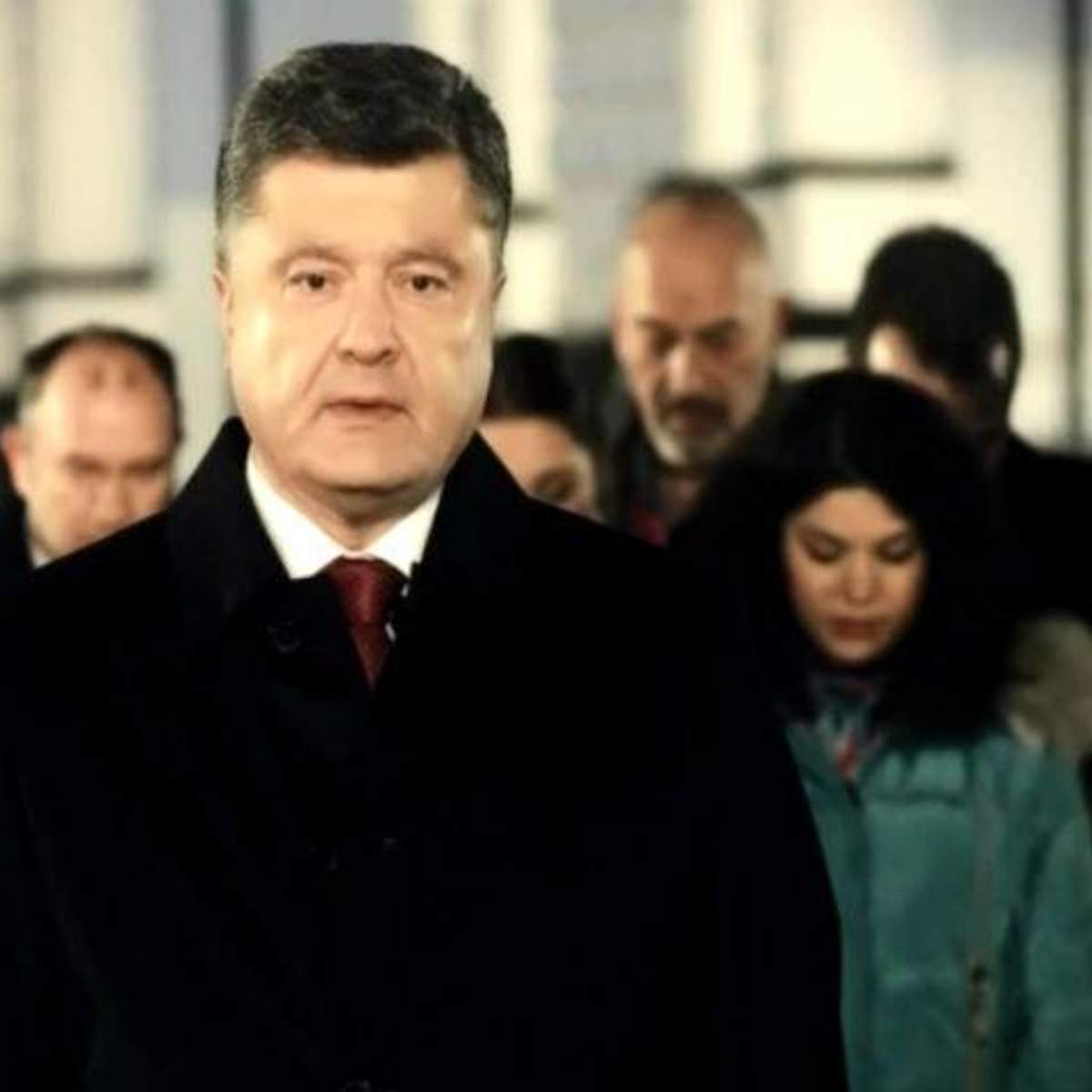 Президент Поздравляет С Новым Годом Президент Поздравляет С Новым Годом