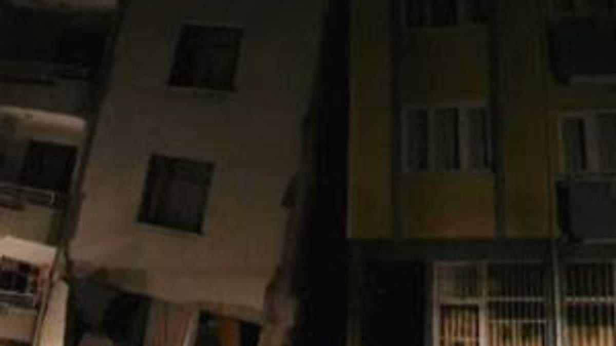 Туреччина: тривають рятувальні роботи в районі землетрусу