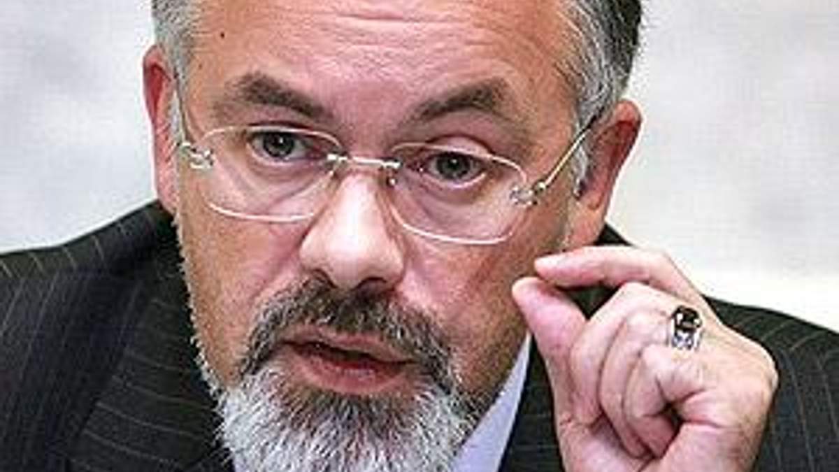 Табачник про Freedom House: Це їхня думка