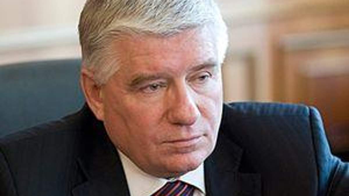 Чечетов хоче, щоб суд виправдав Тимошенко та Луценка
