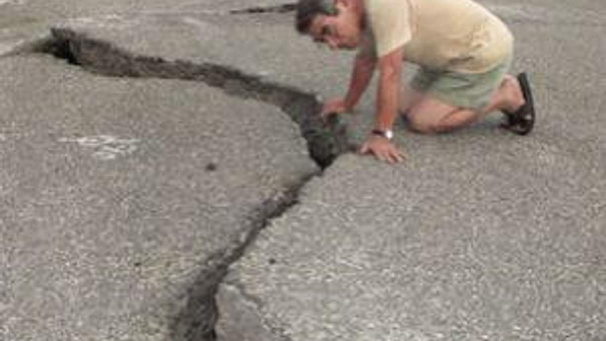 У Японії знову землетрус - 12 серпня 2011 - Телеканал новин 24