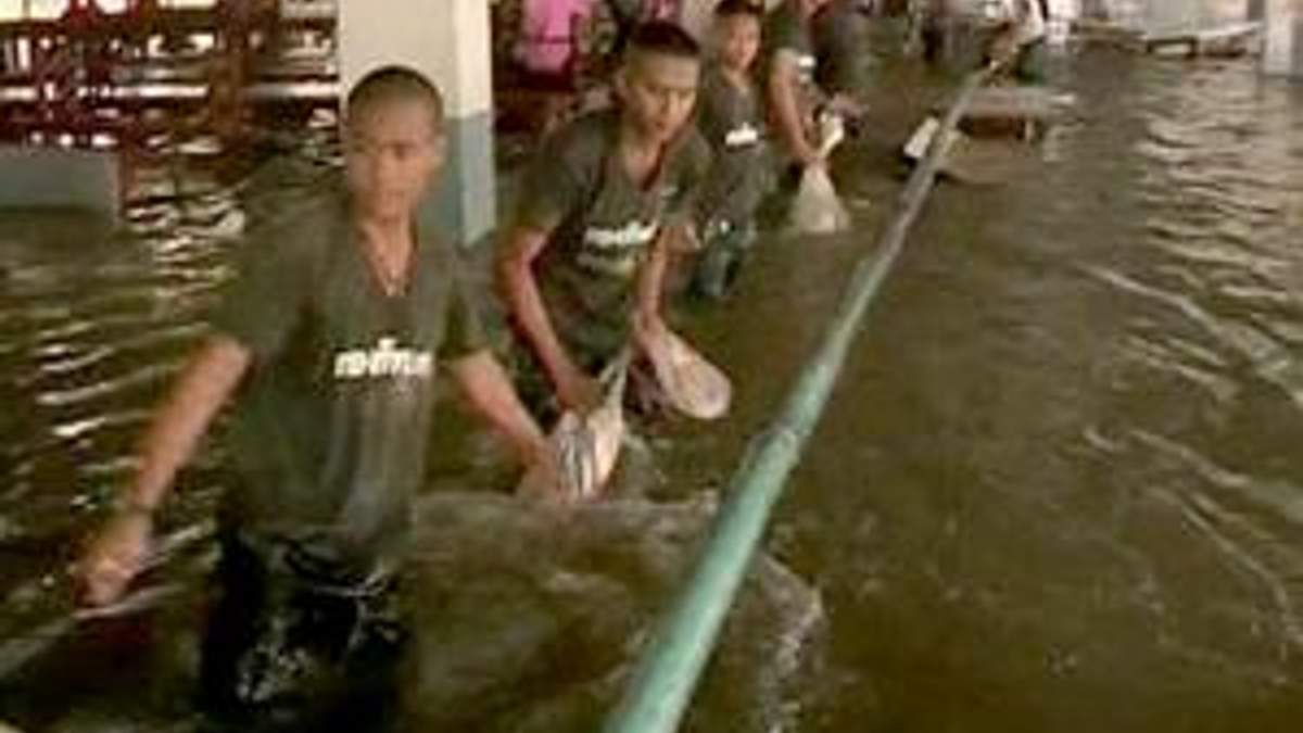 Таїланд переживає один з найбільших паводків за останні 70 років