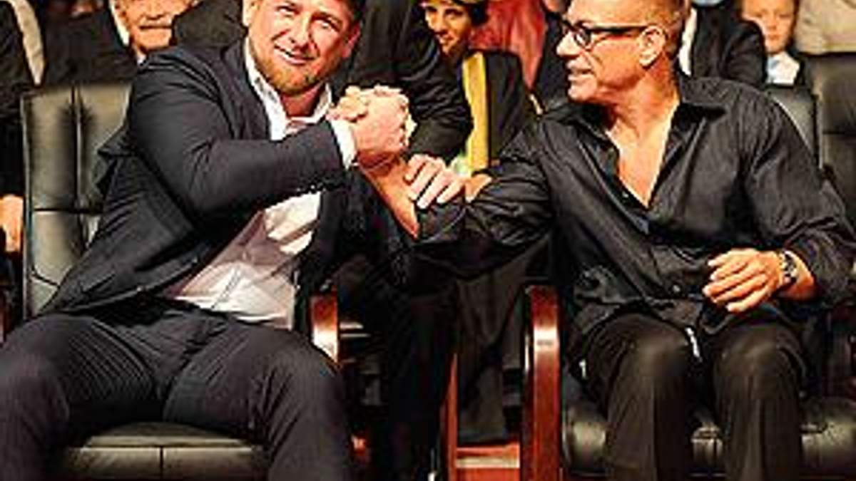 Ван Дамм збирається провести у Чечні бій під гаслом "Рамзан — ван Дамм"