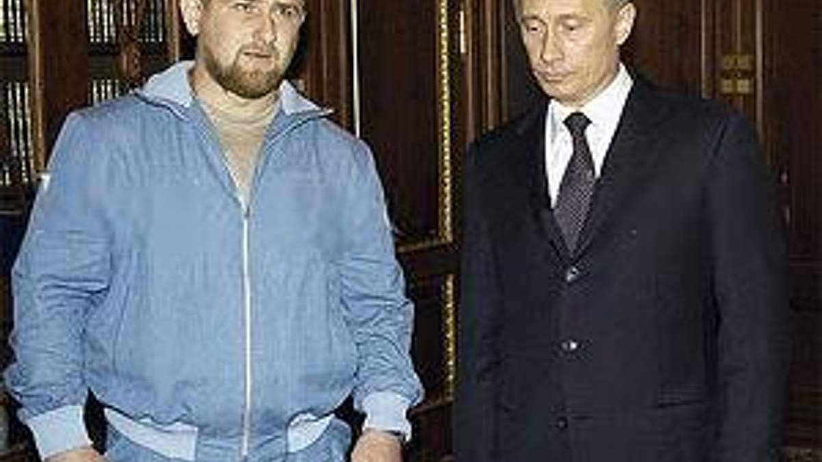 Путін приїхав у Чечню подивитись на відновлений Грозний