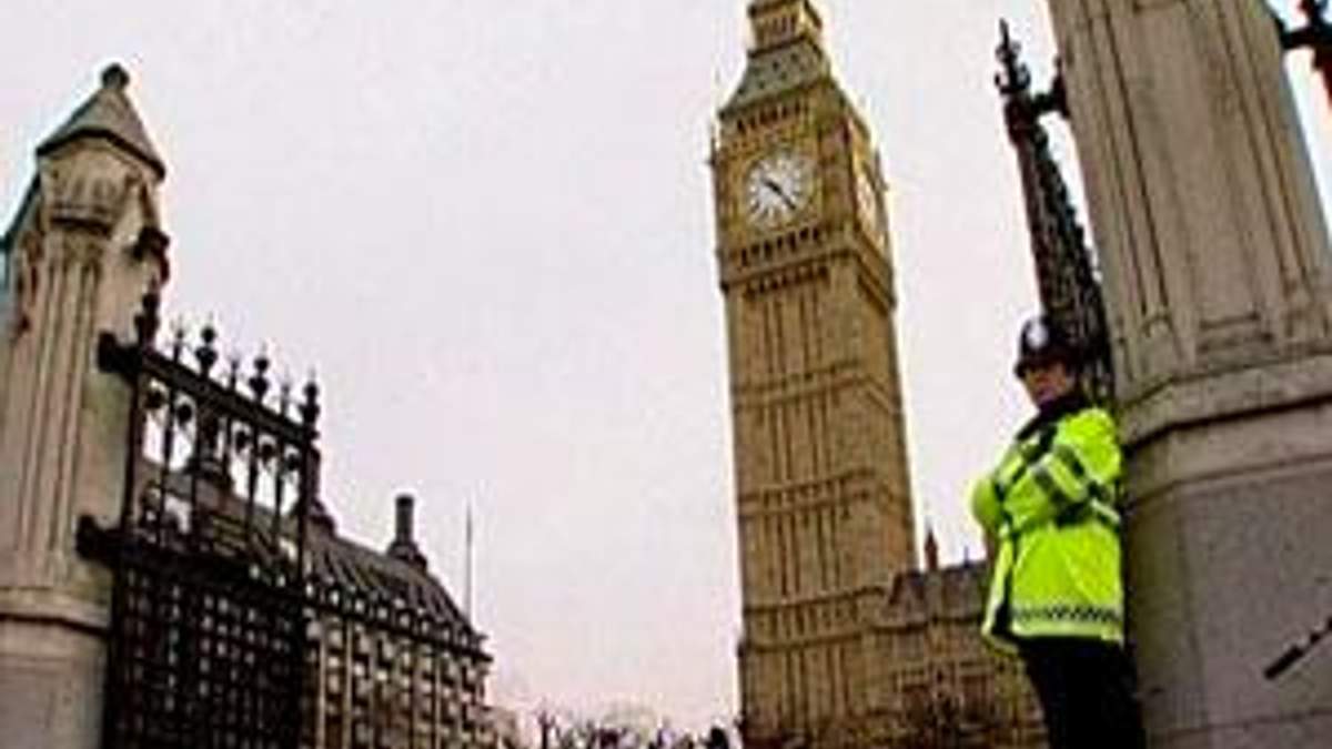 Лондонська влада планує ввести плату за екскурсії Біг-Беном 