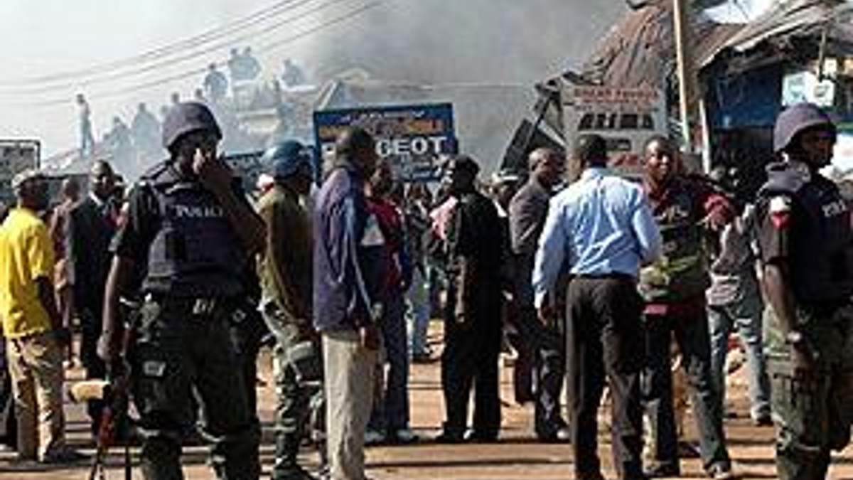 Невідомі спалили базар у Нігерії